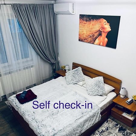Studio Vio Apartamento Tulcea Exterior foto